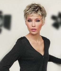 Krátka parochna DALLAS EXCLUSIVE